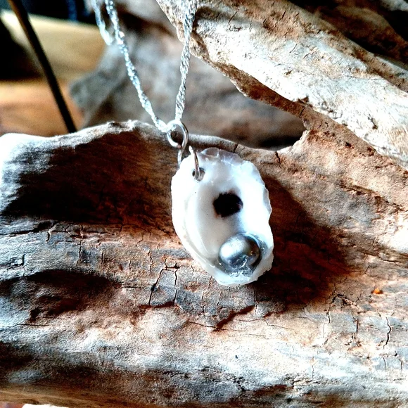 HandCrafted Oyster Shell Necklace With Freshwater PearlWith Sterling Silver - Picture 4 of 8